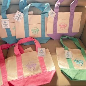 2-Trader Joe’s Pastel Canvas Tote Bag Set Of 2 Easter Spring-PINK & PURPLE 🩷💜